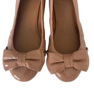 J. Crew Blush Beige Patent Leather Ballet Flats. Bows on Toes. Size 6